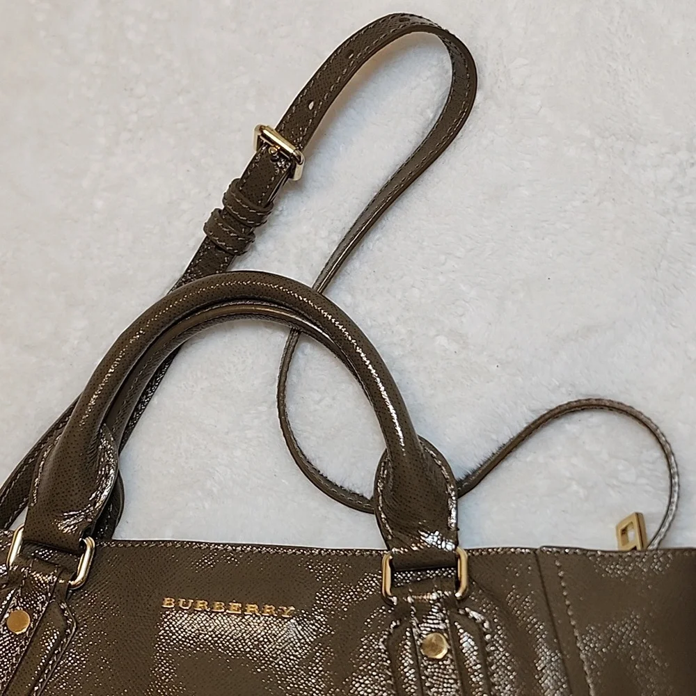 Burberry Patent Leather Somerford Tote Sachel Shoulder Bag  Officesiren - Picture 10 of 16